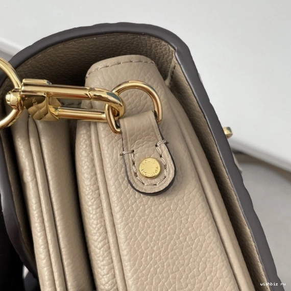 WIS LOUIS VUITTON MÉTIS POCHETTE 0822